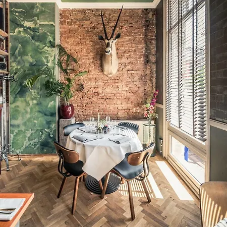Boutique Hotel Box 5-3